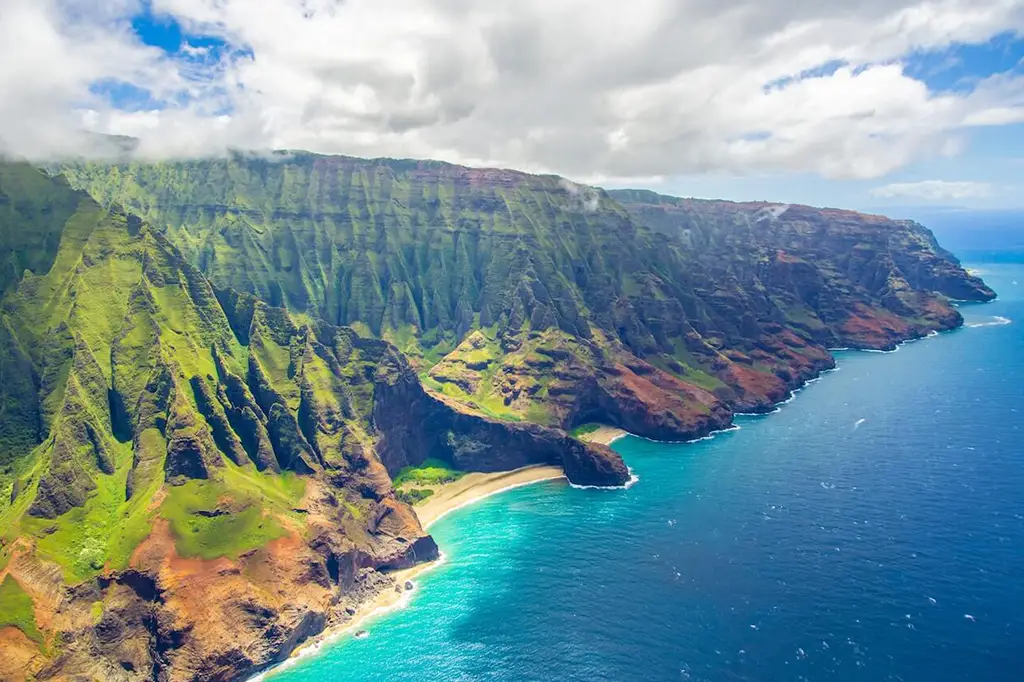 What Is The Worst Time To Visit Hawaii In 2024 Planet Travel Advisor   Hawaii Worst Time To Visit Hawaii Planet Travel Advisor 